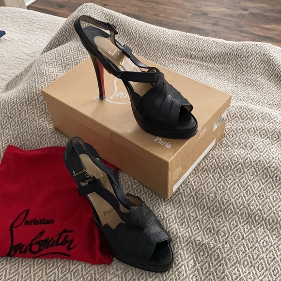 RARE Louboutin CITY GIRL black 38 - Picture 1 of 9